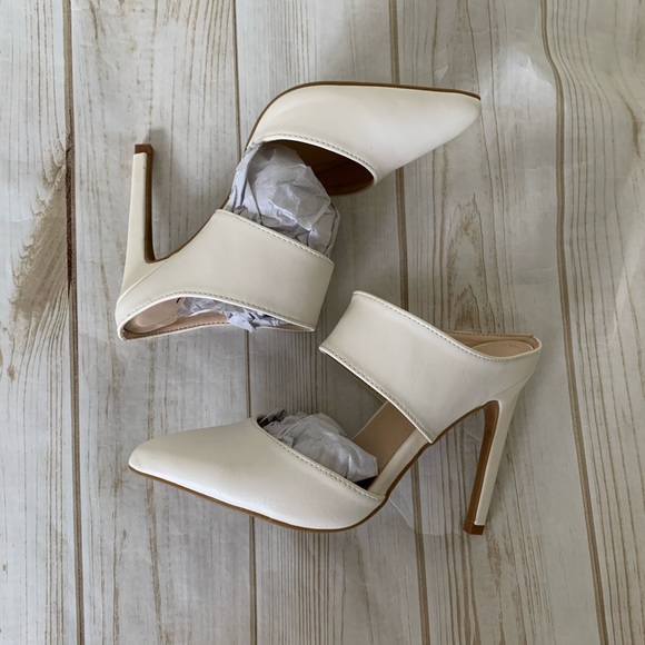 cream pumps womens shoes